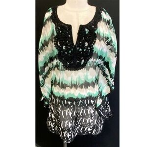 CZ Green & Black Beach Cover Up Top